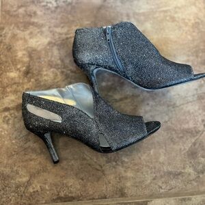 Elegant Silver Glitter Women's Heels